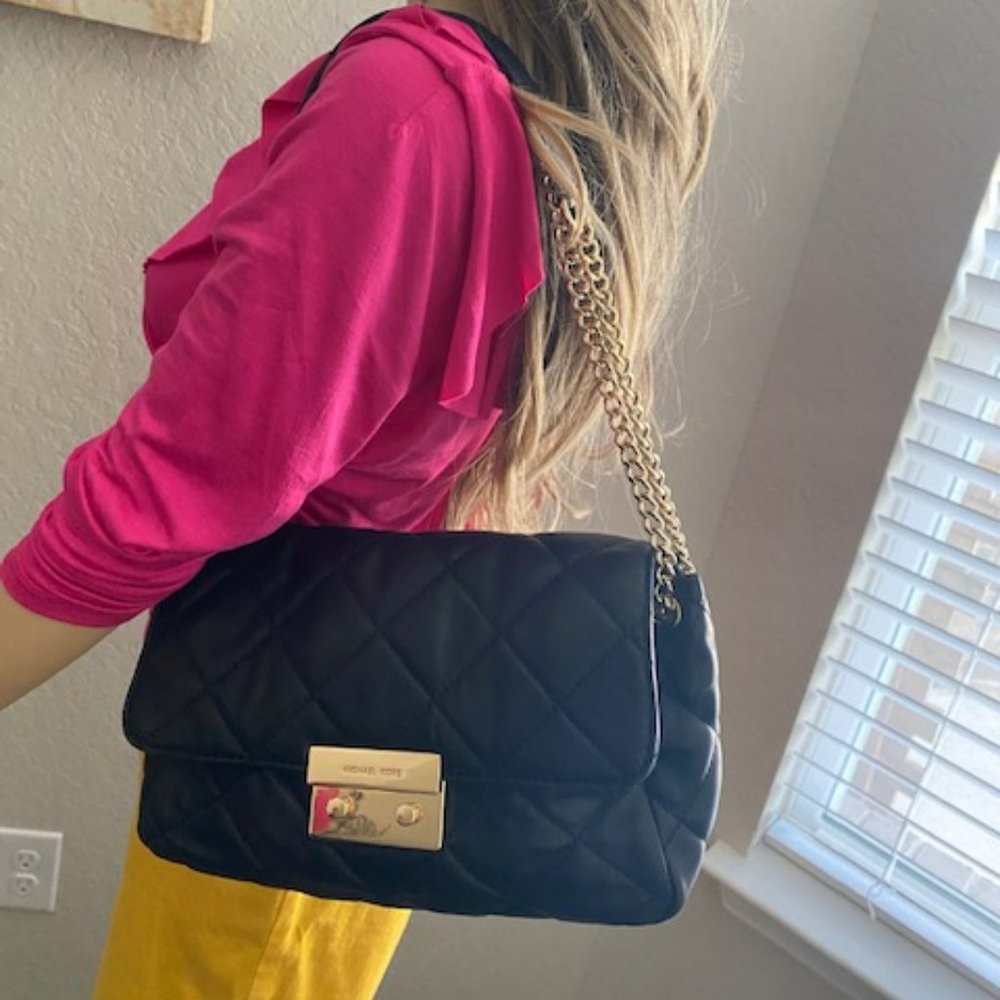 Michael Kors Sloan Leather Chain Quilted Black Bag - Picture 2 of 8